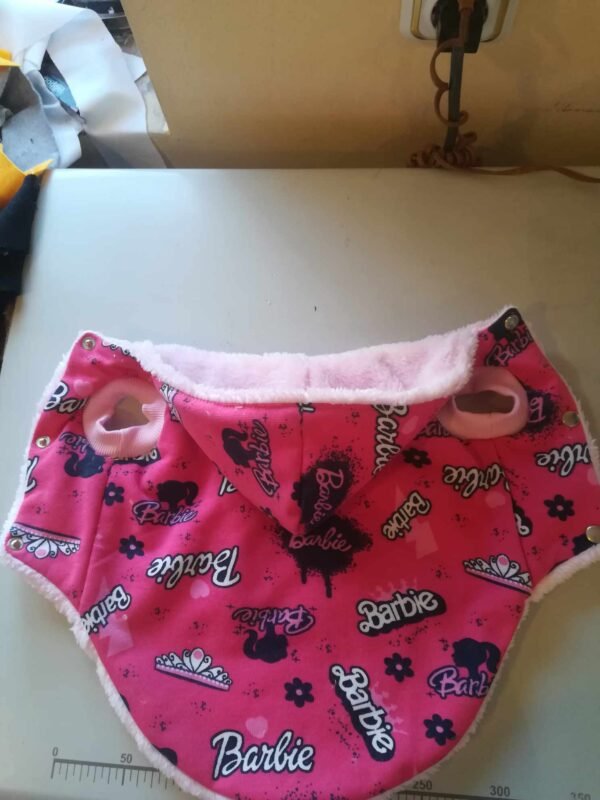 406536817_329346593200475_8699862412135858960_n Зимно палто Барби