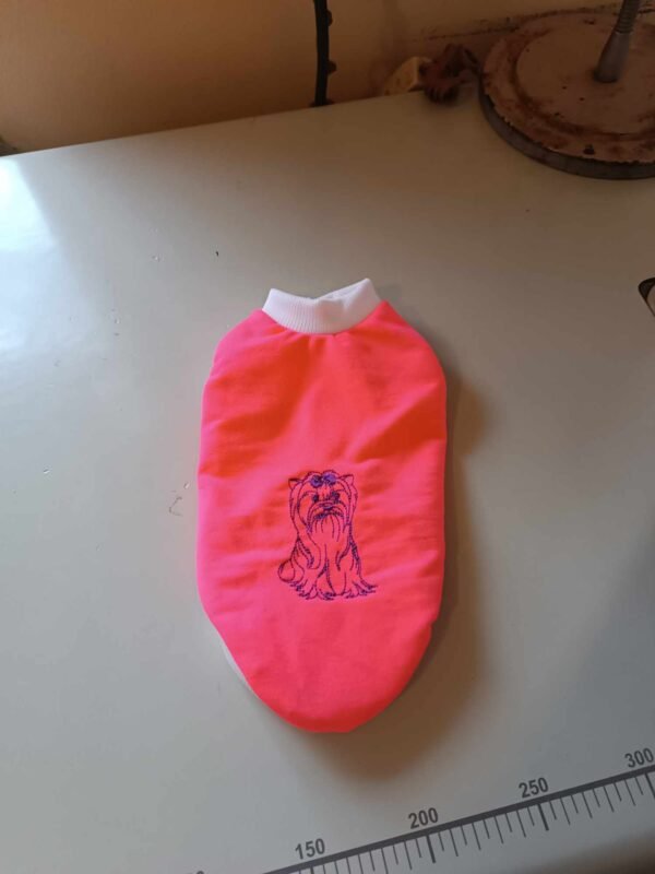 423944477_307571792300468_188558265202508880_n Блузка с йорки