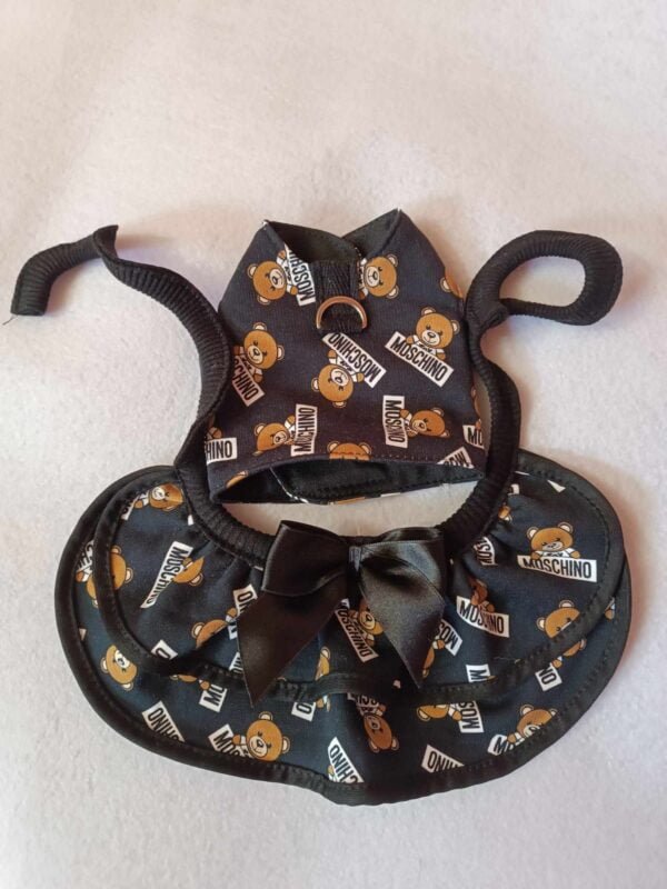 Нагръдник с поличка