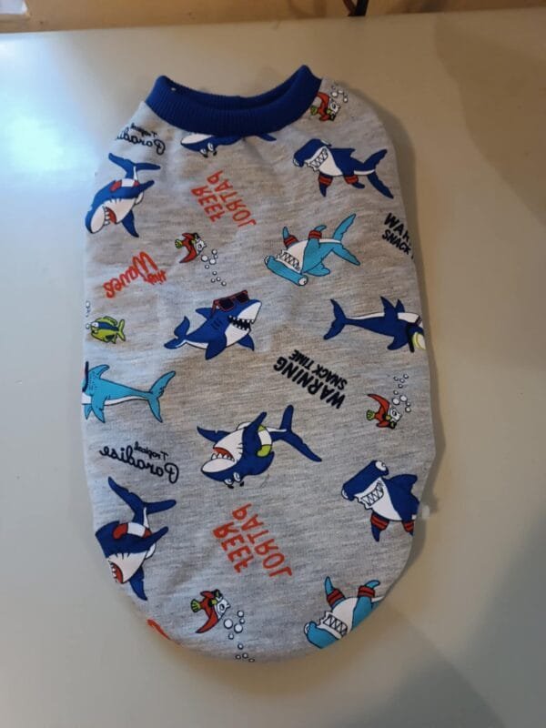 Блузка с акули