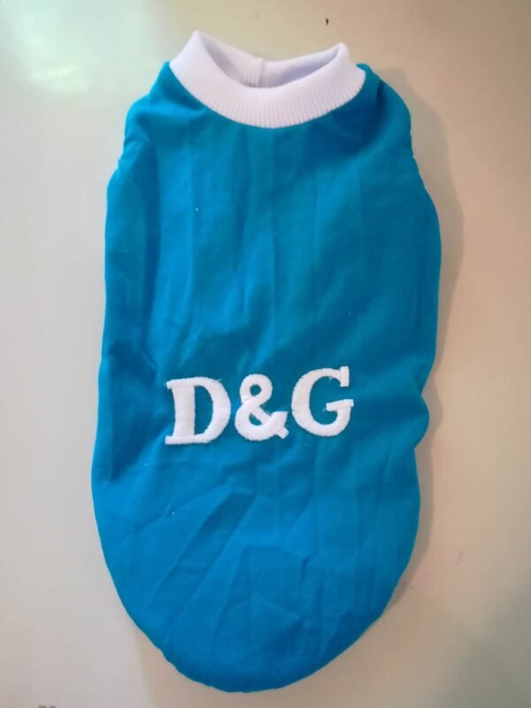 352668961_560388749417894_7499048412823220370_n Памучни блузки с машинна бродерия