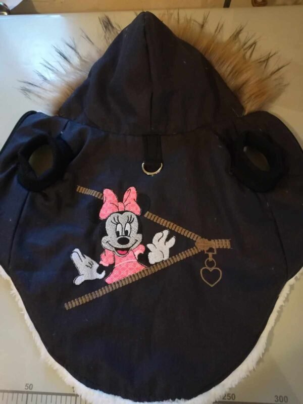 386864237_699832518269506_6211316602039255658_n Дънково яке с бродерия