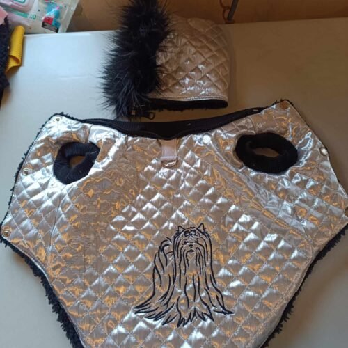 416710870_4310341332525682_3434674399497431274_n Яке със сваляща се качулка