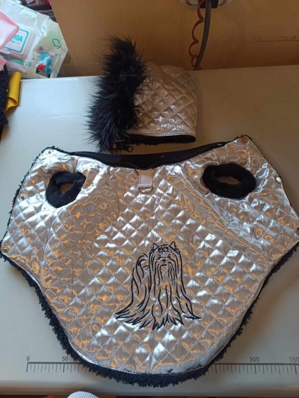 416710870_4310341332525682_3434674399497431274_n Яке със сваляща се качулка