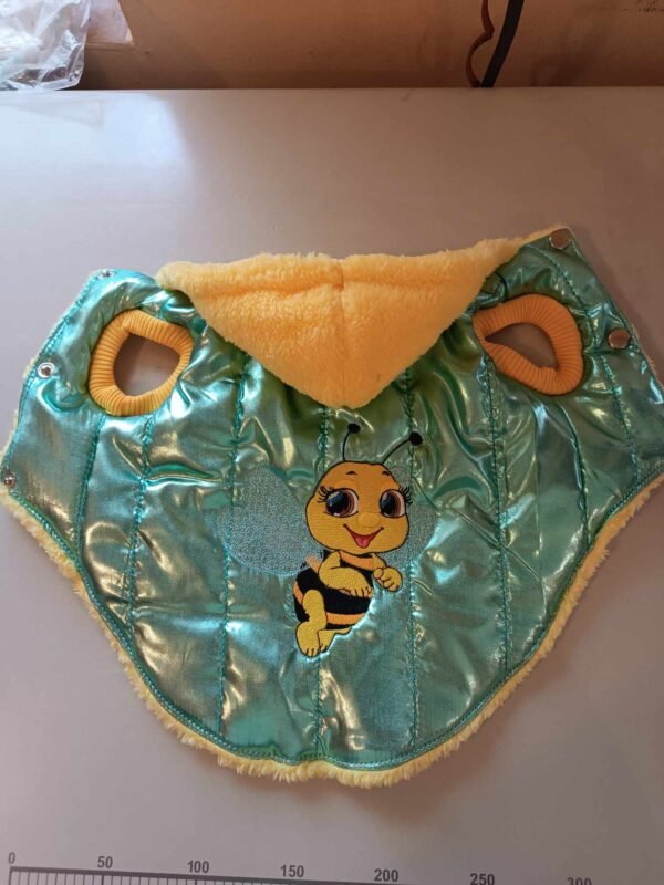 Яке с пчеличка