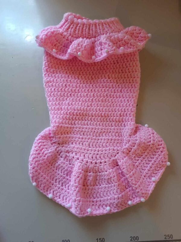 Розова рокля с мъниста