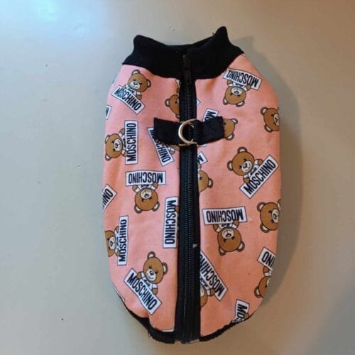 Блузка с гръбно закопчаване