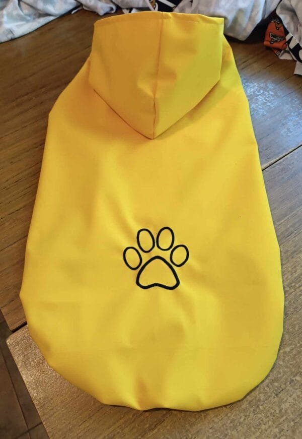 Дъждобран за големи породи кучета