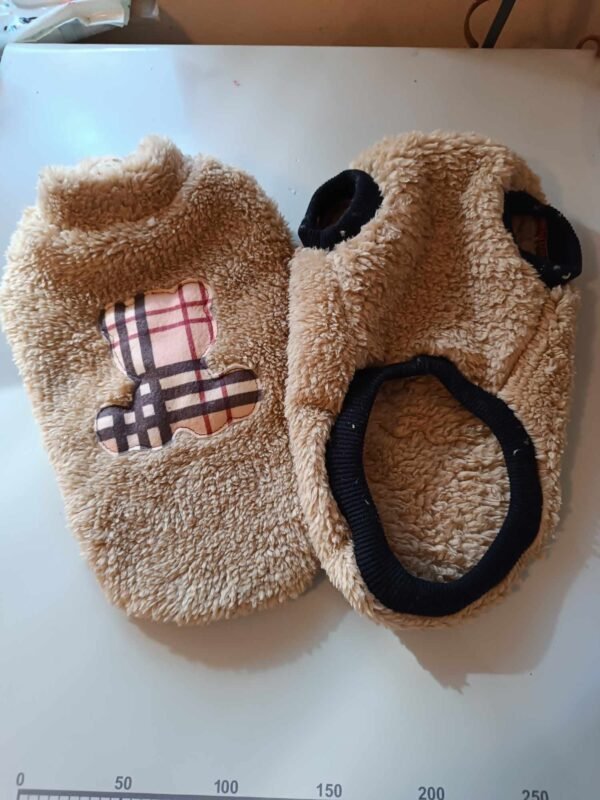 Зимна блузка с апликация