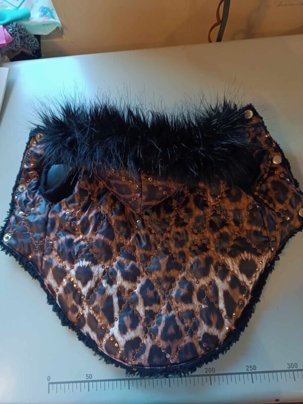 Палто от шушляков плат с пайети