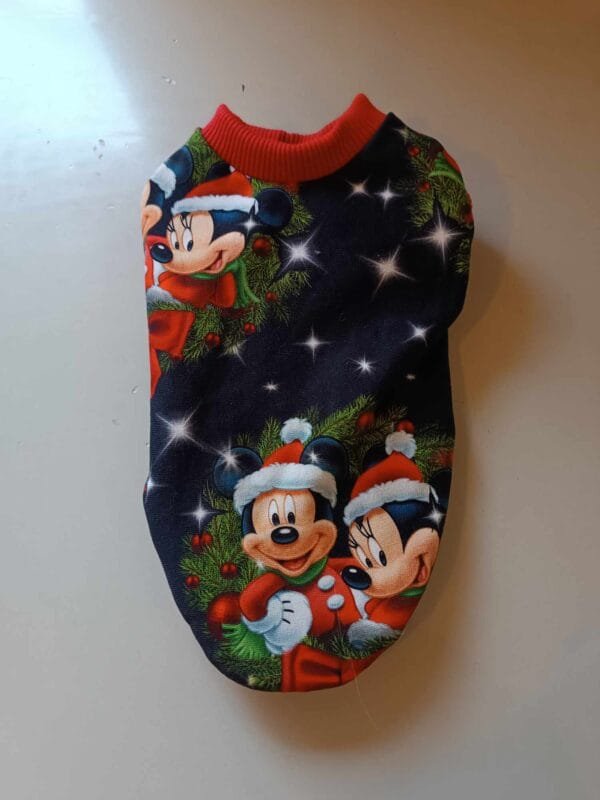 Красива коледна блузка