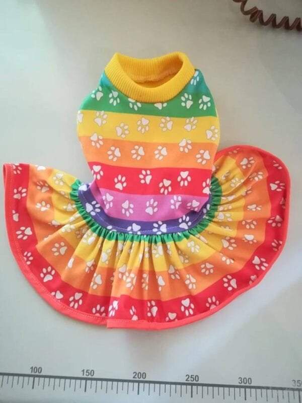 102930833_1373435416179741_2260641686206850996_n Рокля с принт дъга с лапички