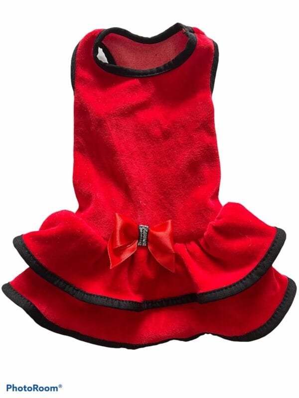 197077394_1648365452020068_4443331857006159619_n Рокля от плюш