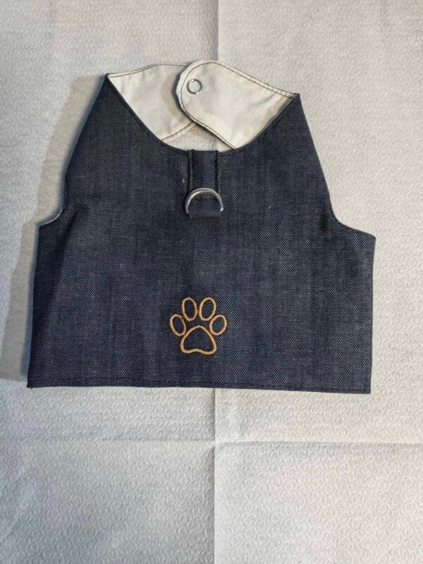 487849322_1136658745142189_3650808840906697239_n Дънков нагръдник с лапичка