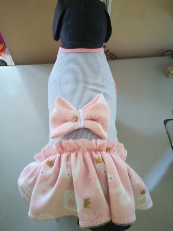 66839813_1118113188378633_4219368286678155264_n Рокля от кадифе