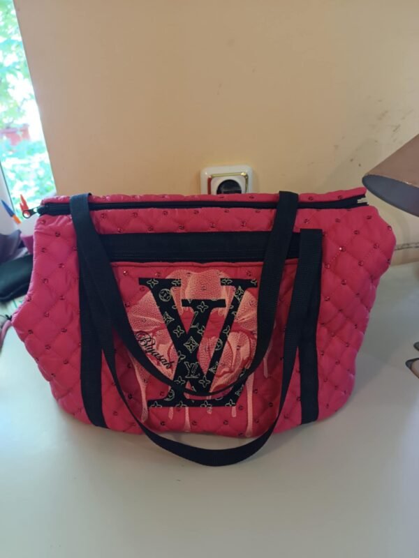 Чанта за куче с бродерия и джоб