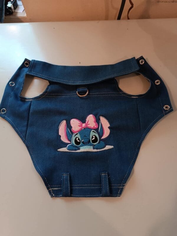 Дънково яке със Стич