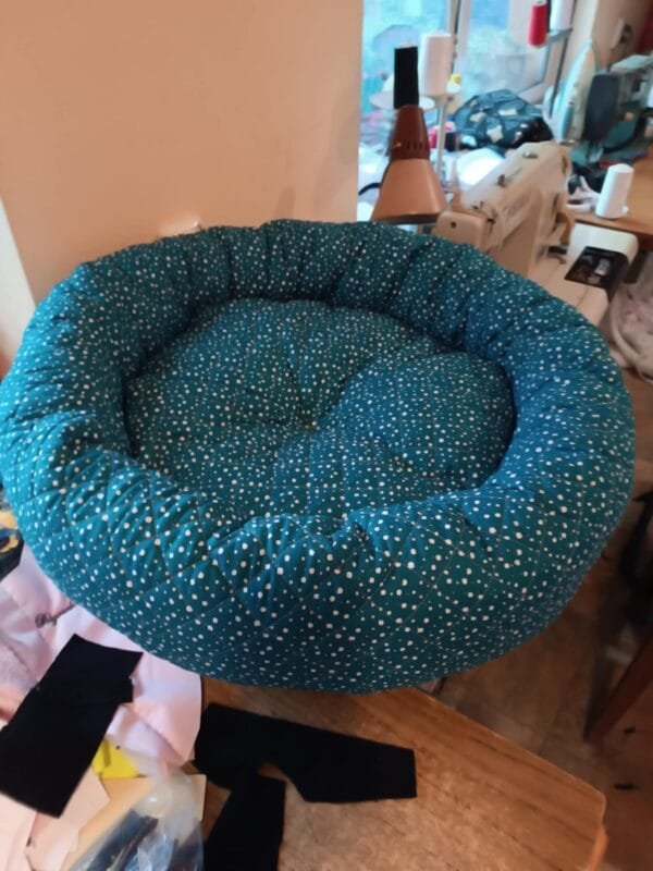 Легло от капитониран памучен плат