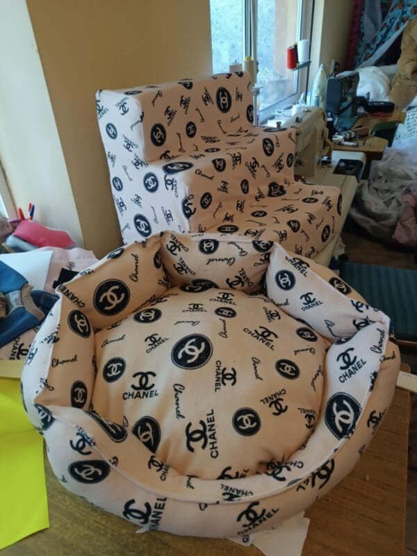 Легло и стълбичка от полар