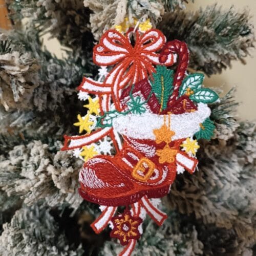 Коледна играчка за елха- машинна бродерия
