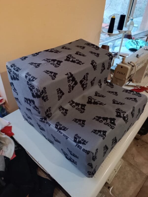 Стълбичка от дунапрен