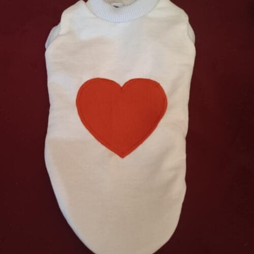 01a7839b-0391-4a6c-a0da-d91c32158487 Блузка със сърчице