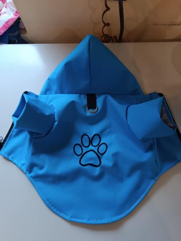 Дъждобран с лапичка